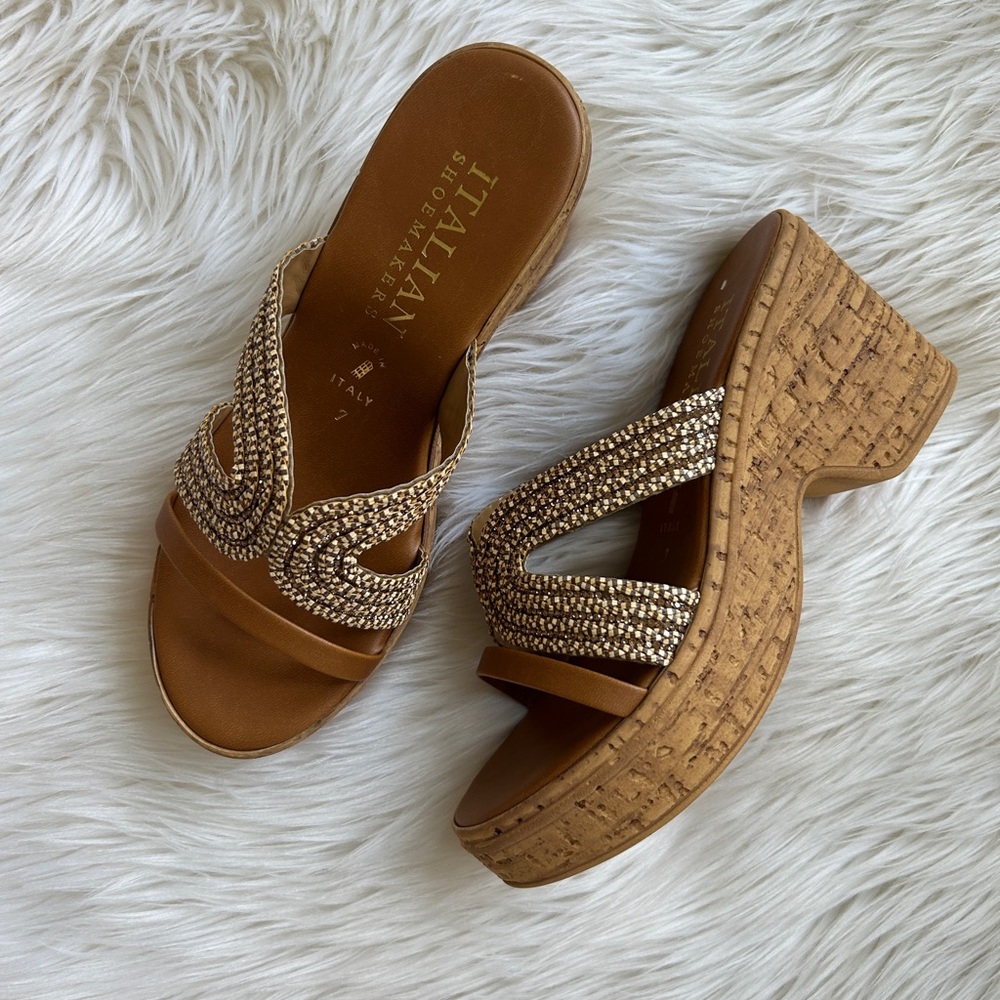 New! Italian Shoemakers Brown Wedge Sandals